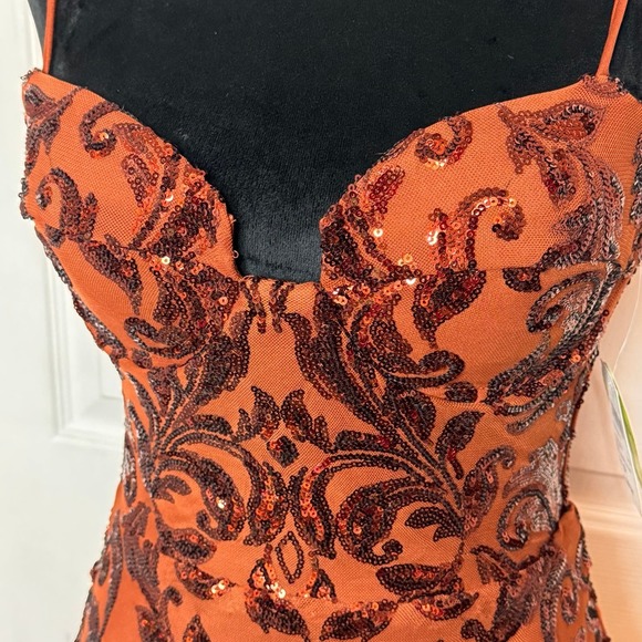 NWT Windsor sequin dress-size Small-Rust/brown color - Picture 3 of 8
